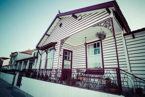 coloré Maisons dans costa nova, aveiro, le Portugal photo