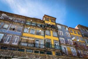 coloré Maisons de porto Ribeira, le Portugal photo