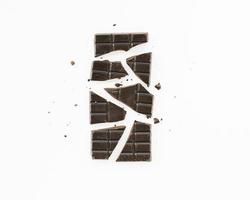 barre de chocolat minimaliste à plat photo