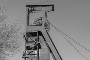 vieux mine dans le allemand ruhr zone photo