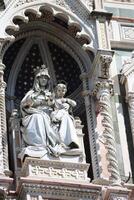 statue vierge marie photo