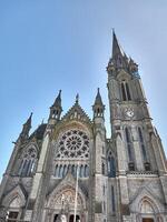 vieux catholique cathédrale bâtiment dans Irlande. Christian église, ancien gothique architecture photo