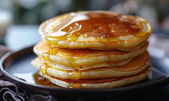 ai généré Crêpes avec érable sirop et Miel. peu profond ddl. photo