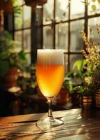 ai généré verre de Bière sur en bois table dans bar photo