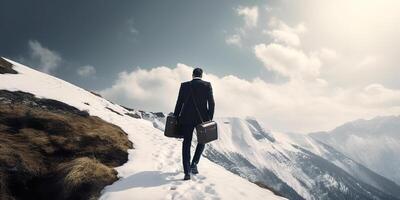 ai généré arrière vue de homme d'affaire portant formel costume et en portant valise, permanent sur le Montagne de pointe tandis que à la recherche à ciel. photo