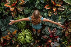 ai généré fille avec bras large, entouré par les plantes photo