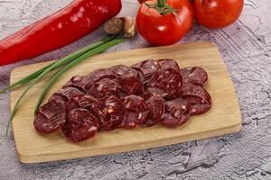 sauvage ours Viande fait maison saucisses photo