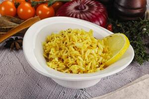 Indien cuisine citron basmati riz photo