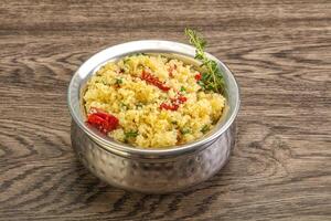 cuisine végétarienne - couscous aux légumes photo