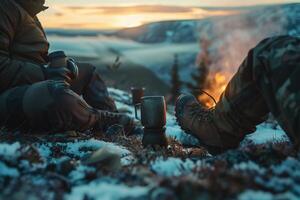 ai généré content Jeune copains prendre plaisir une ensoleillé journée à le Montagne. ils sont en riant et grillage saucisses sur des bâtons plus de une feu de camp près tente. photo