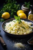 ai généré délicat citron herbe choufleur riz sur une blanc assiette avec citrons dans le Contexte photo