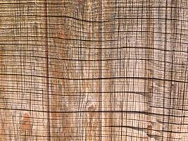 texture du bois à l'extérieur dans le jardin photo