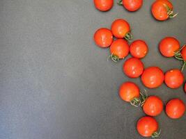 tomates dans le cuisine photo