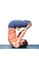 sportif en forme yogini femme les pratiques inversé yoga asana photo