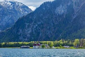 Koningsee Lac et st. celui de Barthélemy église, Allemagne photo