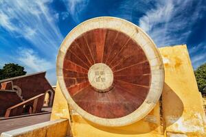 Narivalaya yantra - cadran solaire dans jantar mantar, Inde photo