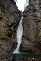 johnston canyon, plus haut chutes, Canada. photo