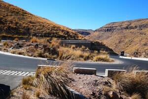 volcanique montagnes formation dans le baloutchistan sur 2023-08-12 photo