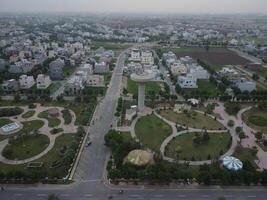 Haut voir. un vrai vue de ville lahore sur 2023-07-17 photo