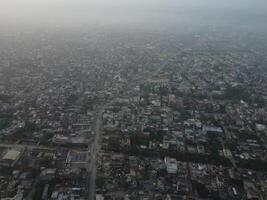 Haut voir. un vrai vue de ville lahore sur 2023-07-17 photo