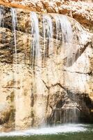 cascade dans Montagne oasis Chebika, Tunisie, Afrique photo