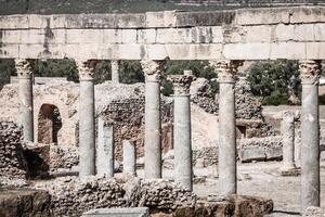 Ruines romaines sanctuaire esculape thuburbo majus tunisie photo