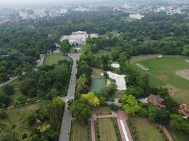 aérien vue de vert ville sur 2023-09-17 dans lahore Pakistan photo