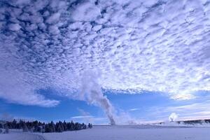 Fontaine geyser ciel photo