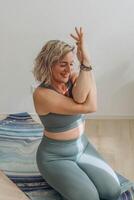 une 50 ans femme Est-ce que yoga à Accueil photo