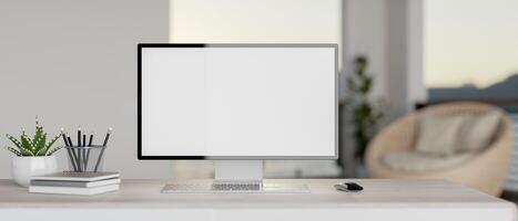 une moderne blanc Accueil Bureau Caractéristiques une Écran blanc PC ordinateur maquette et accessoires sur une bureau. photo