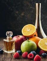 ensemble de des fruits et aromatique essences dans verre bocaux. photo