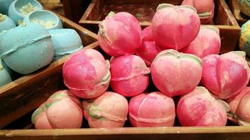 coloré géométrique formes dans un intérieur photo