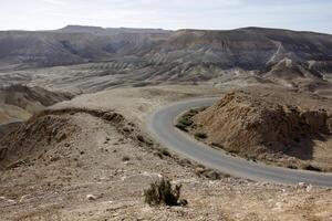 le Néguev est une désert dans le milieu est, situé dans Israël et occupant à propos 60 de ses territoire. photo