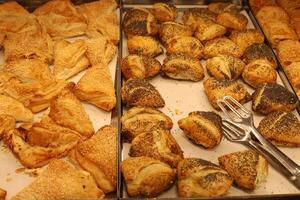 pain et boulangerie des produits sont vendu dans une boulangerie dans Israël. photo