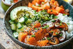 bol avec saumon, Avocat et autre ingrédients. en bonne santé aliments. . photo