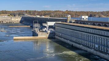 wilson barrage et hydro Puissance station sur le tennesse rivière dans Florence, Alabama photo
