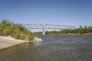 bateau rampe et charpente pont plus de le Missouri rivière à Brownville, Nebraska photo