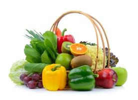 légumes et fruits sur fond blanc photo