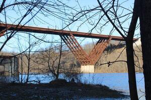 paysage autour le Shannondale rivière barrage dans Charles ville wv. photo