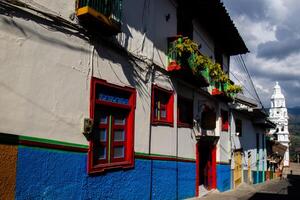 vue de le magnifique patrimoine ville de salamine situé à le département de caldas dans Colombie photo