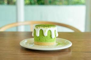 gâteau au fromage au thé vert matcha photo