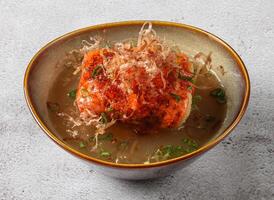 chao ta fu grillé servi dans plat isolé sur gris Contexte Haut vue de Singapour nourriture photo