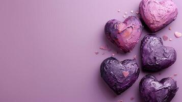 ai généré Trois cœur en forme de des chocolats sur violet Contexte photo