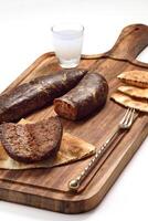 saucisse avec pain et arak, arménien Cognac photo