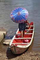 bateau sur le guama rivière dans mocajuba dans belém faire para, Brésil photo