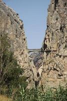 en marchant chemin camino del rey, malaga, Espagne photo