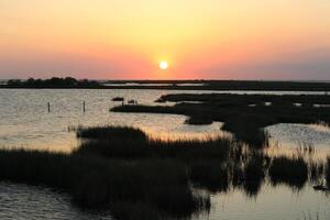 le coucher du soleil à san Antonio baie, Texas. photo