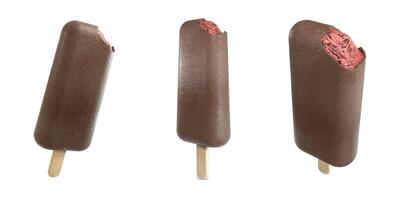 délicieux et croquant Chocolat popsicle, mordu dans et avec la glace crème à l'intérieur, sur le ensemble photo