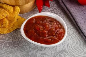 épicé mexicain sauce salsa tremper photo