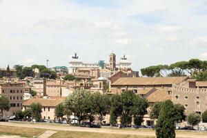 une vue de Rome dans le été photo